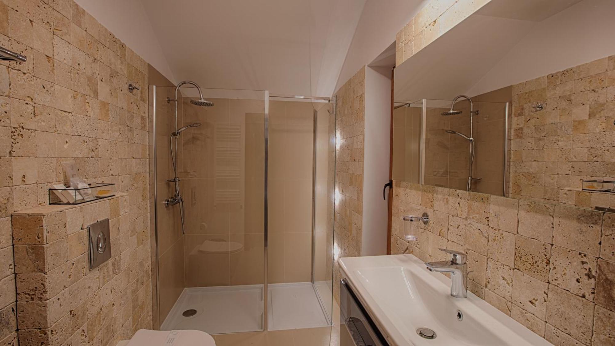 Mer Guest House B&B Braşov Esterno foto